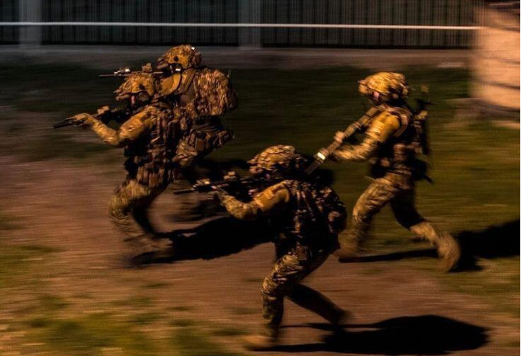 soldiers on the move